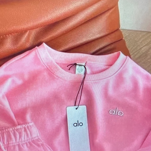 ALO Yoga Pink Crew Neck Sweater Size L - Picture 3 of 5